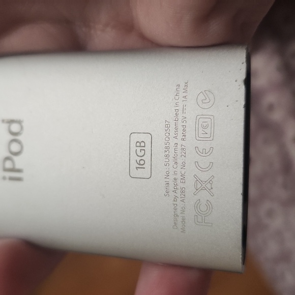 I pod nano 4th generation (no wire included) - Picture 3 of 3